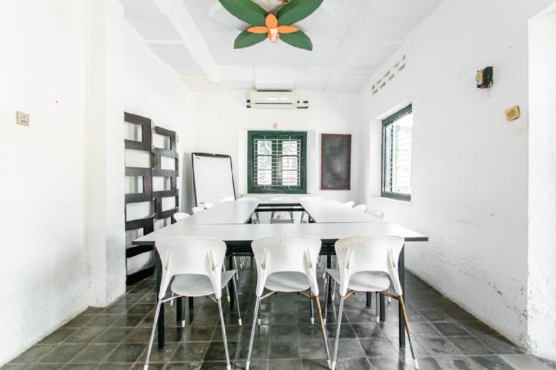 RedDoorz Plus near Taman Sari 2 - Genel