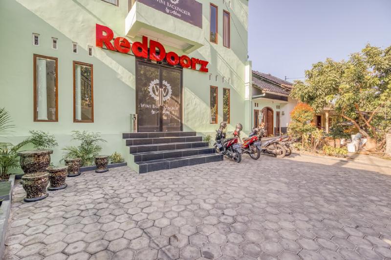 RedDoorz near Jogja National Museum - Genel