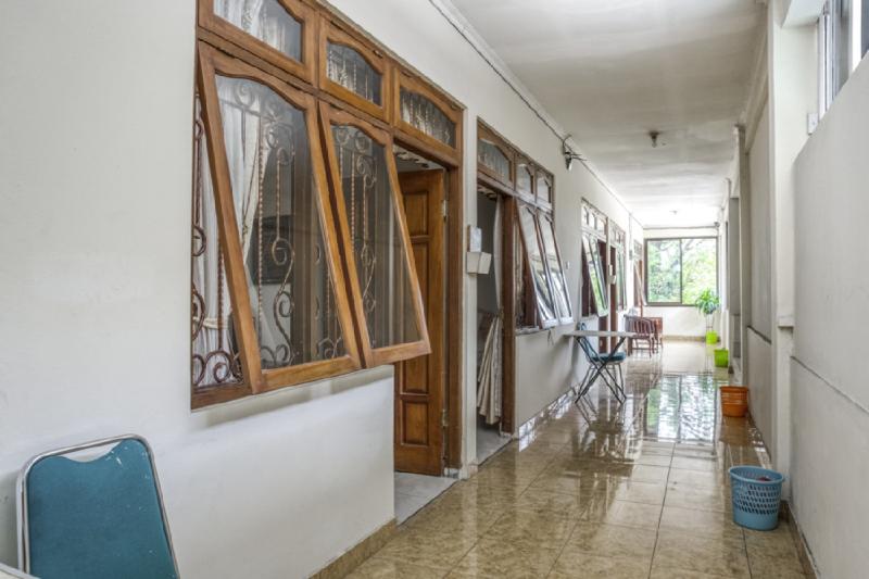 RedDoorz Syariah @ Raya Tajem Maguwo - Lobi