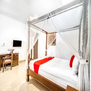 RedDoorz Plus near Lempuyangan Station 4 fotoÄŸrafÄ±