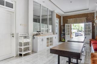 RedDoorz near Sindu Kusuma Edupark 2 fotoÄŸrafÄ±