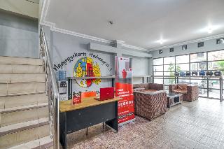 RedDoorz Hostel near Stadion Mandala Krida Yogya fotoÄŸrafÄ±