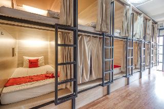 RedDoorz Hostel near Stadion Mandala Krida Yogya fotoÄŸrafÄ±