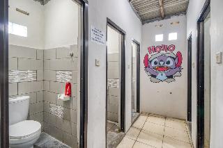 RedDoorz Hostel near Stadion Mandala Krida Yogya fotoÄŸrafÄ±