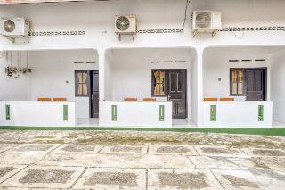 RedDoorz near Wisata Pantai Parangtritis otel fotoğrafı