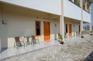RedDoorz near Padang Golf Adisucipto fotoÄŸrafÄ±
