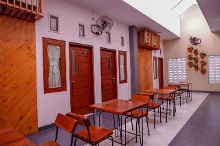 RedDoorz near Jogja Expo Center 2 otel fotoğrafı
