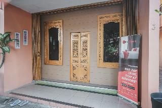RedDoorz near Plaza Ambarukmo fotoÄŸrafÄ±