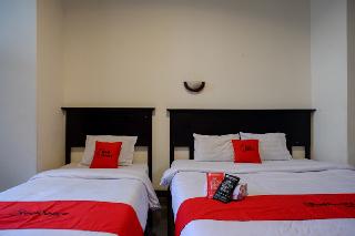 RedDoorz near Tugu Yogyakarta fotoÄŸrafÄ±