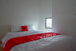 RedDoorz @ Demangan Sari Residence fotoÄŸrafÄ±