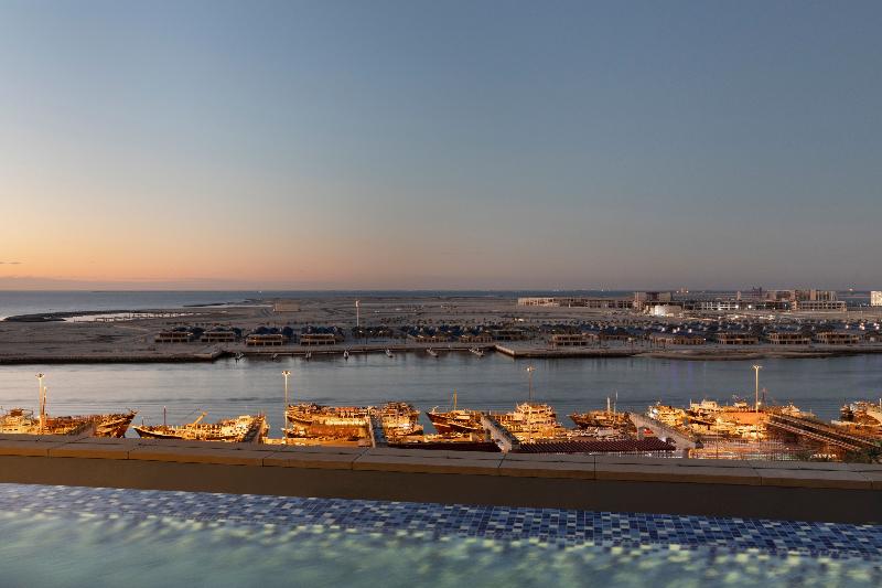Aparthotel Adagio Dubai Deira - Havuz