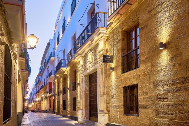 Tandem Torres De Cádiz Suites - Genel