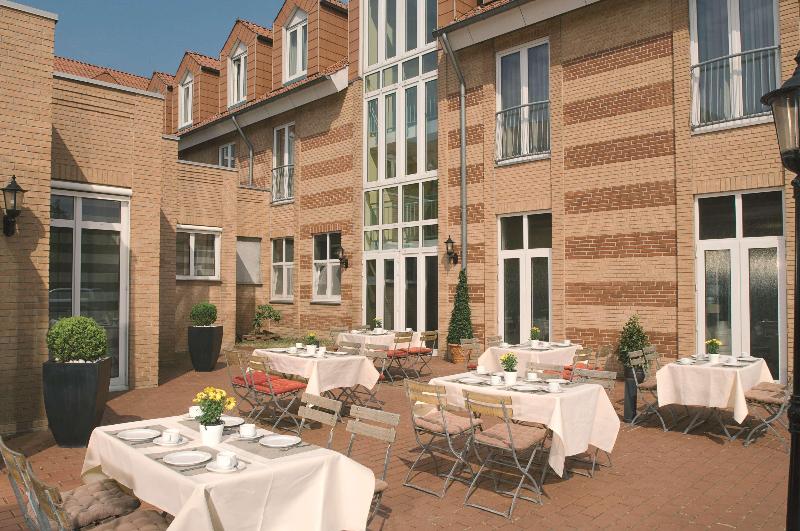 Courtyard Schwerin - Teras