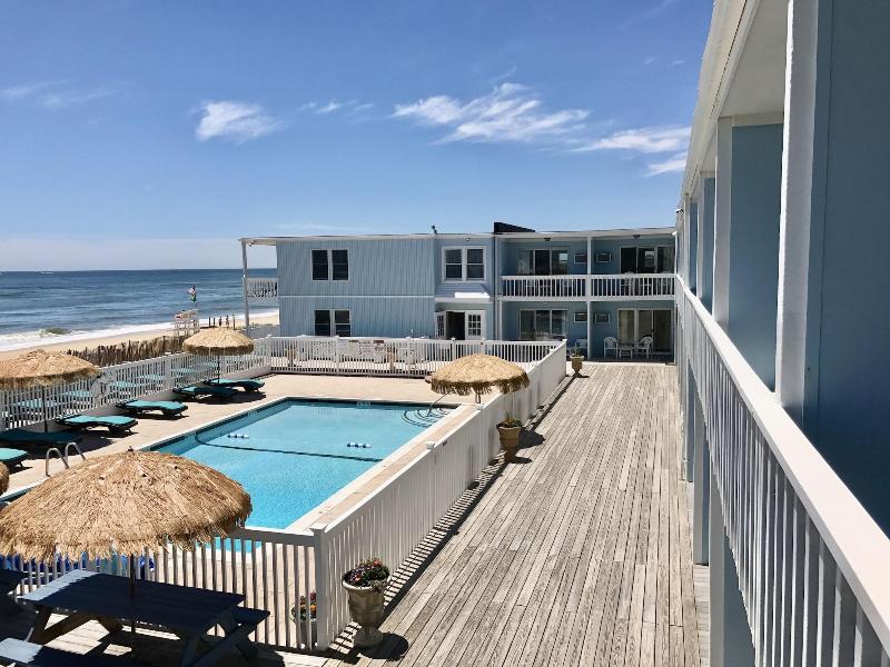 Ocean Surf Resort - Genel
