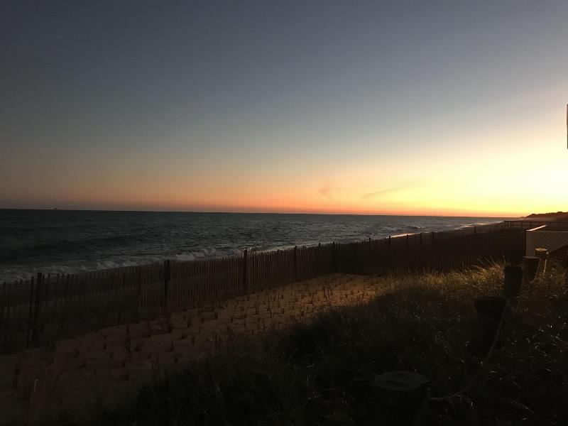 Ocean Surf Resort - Genel