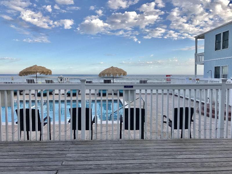 Ocean Surf Resort - Oda