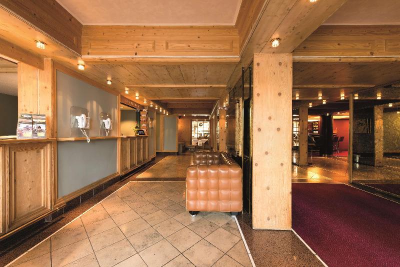 Living Hotel Am Deutschen Museum - Lobi