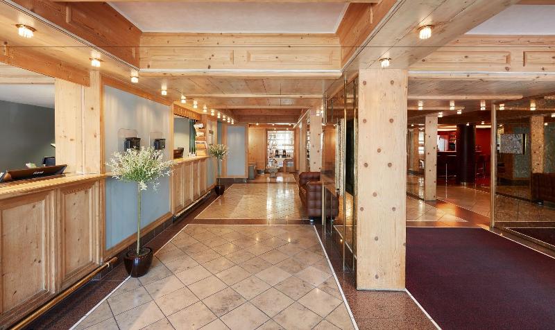 Living Hotel Am Deutschen Museum - Lobi