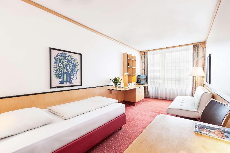 Living Hotel Am Deutschen Museum - Oda