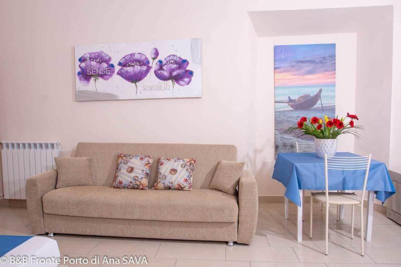 Port View Guest House - Oda