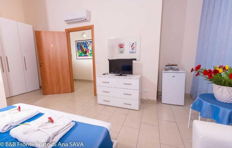 Port View Guest House - Oda