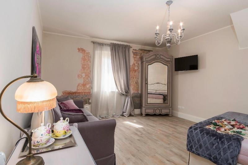 Pistoia Luxury Suite - Oda