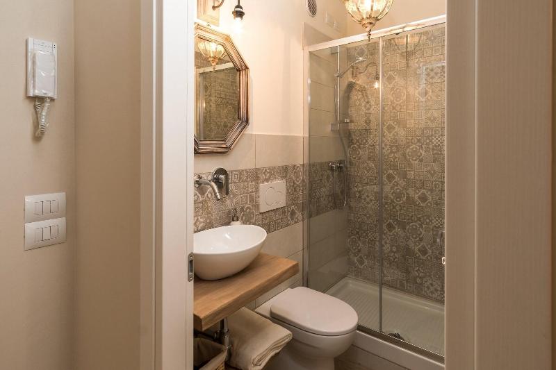 Pistoia Luxury Suite - Oda