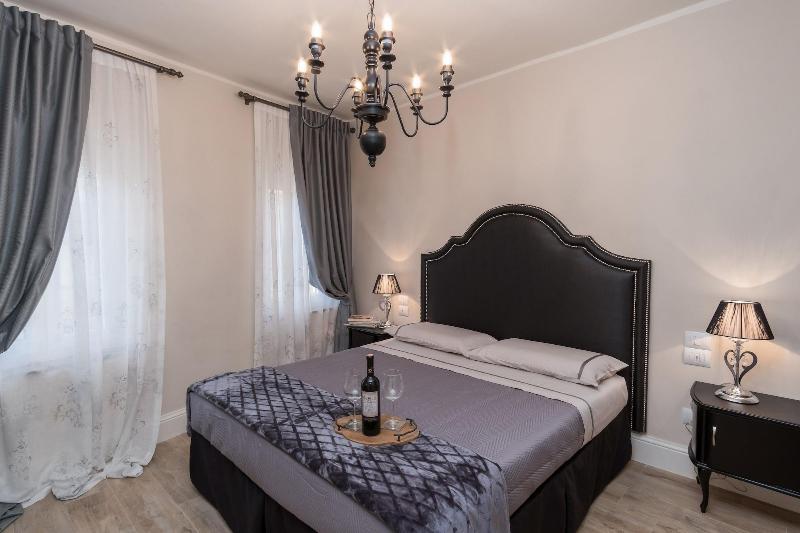 Pistoia Luxury Suite - Oda