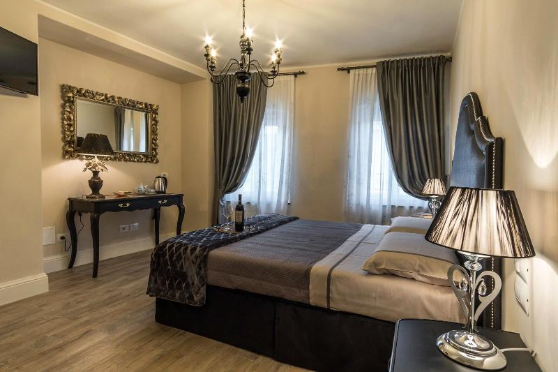 Pistoia Luxury Suite - Oda