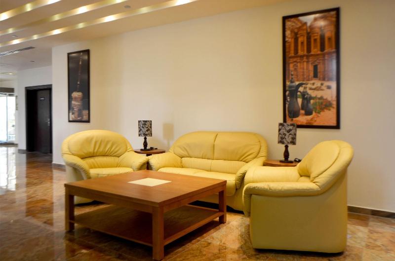 Public Security Hotel & Chalets - Lobi