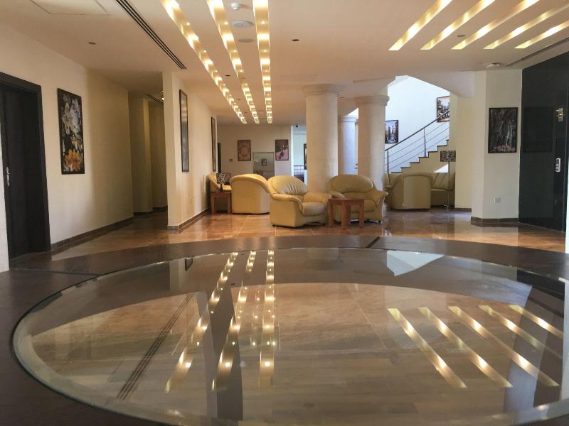 Public Security Hotel & Chalets - Lobi