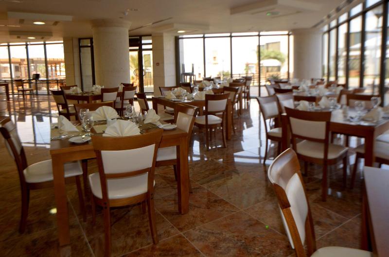 Public Security Hotel & Chalets - Restoran