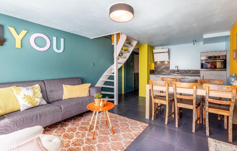 Domburg4You - Oda