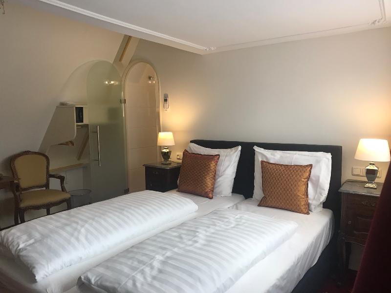 Hotel De Gulden Waagen - Oda