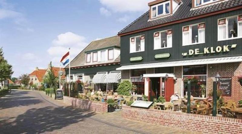 Hotel De Klok - Genel