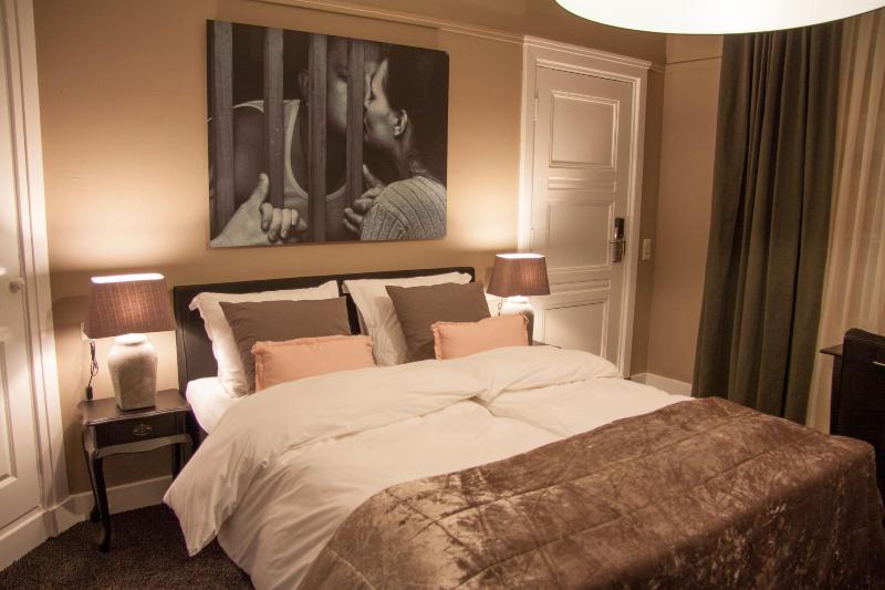 Hotel Huis Van Bewaring - Oda