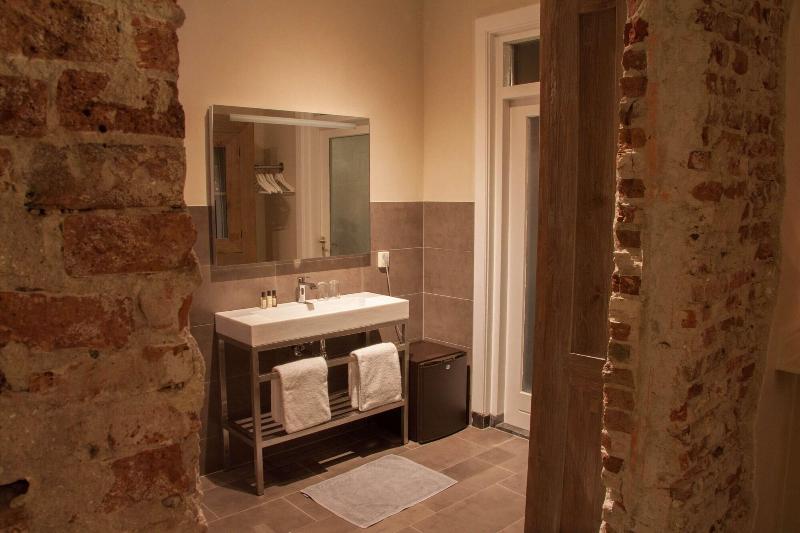 Hotel Huis Van Bewaring - Oda