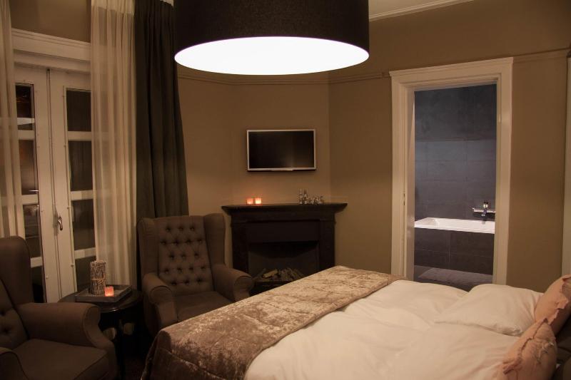 Hotel Huis Van Bewaring - Oda