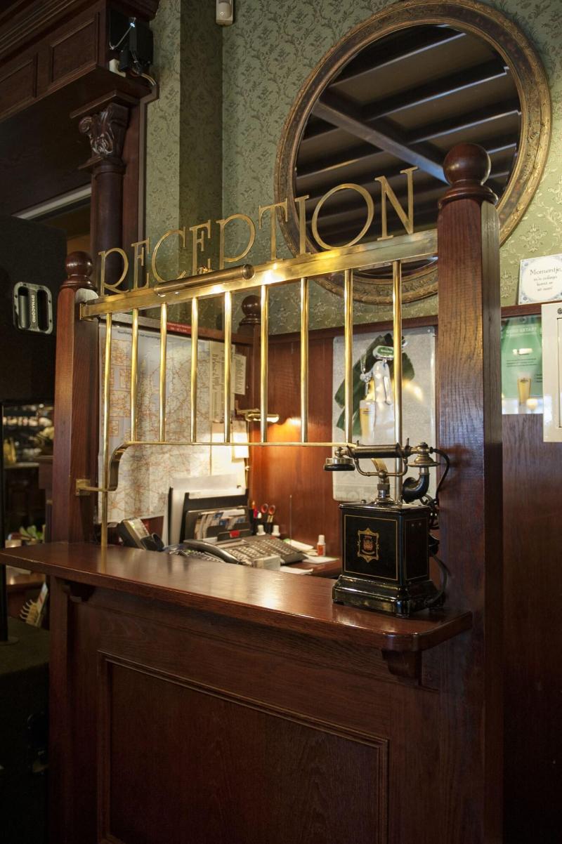 Hotel et le Café de Paris - Lobi