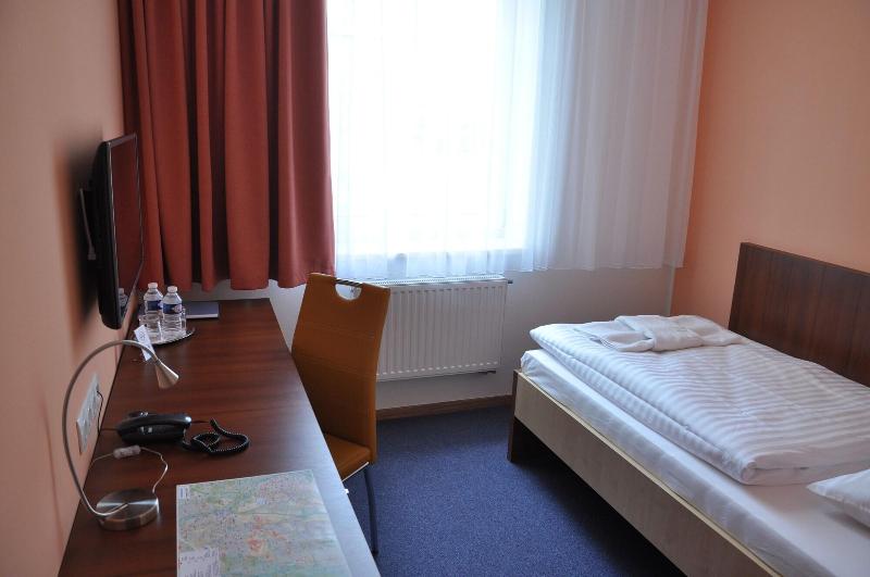 Hotel Nikolas - Oda