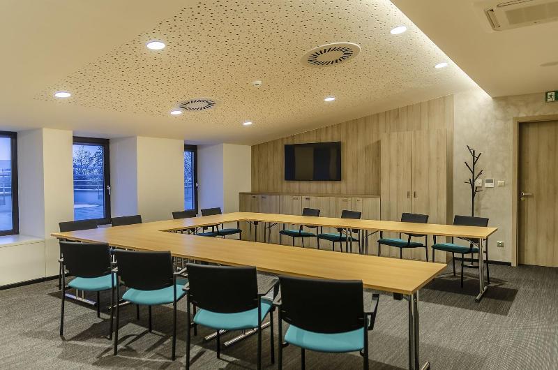 Hotel D1 - Toplantı