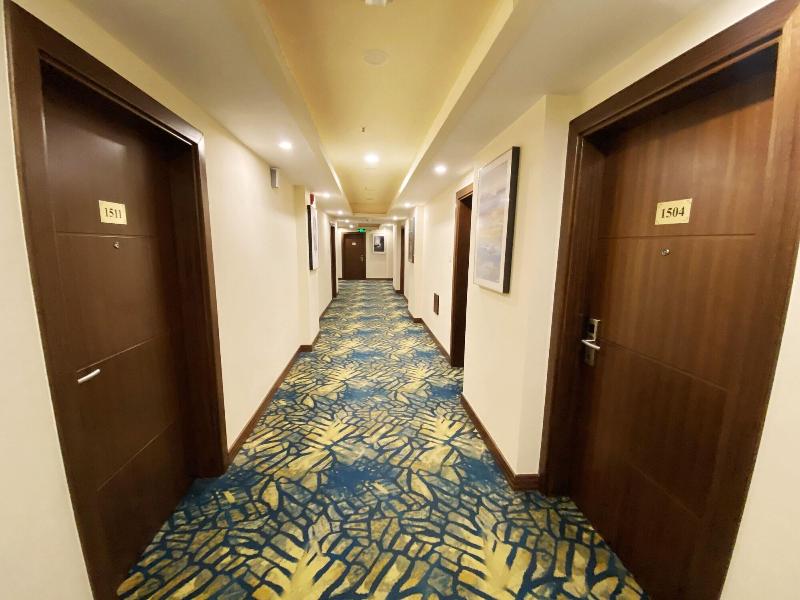 Surgrand Hotel - Lobi