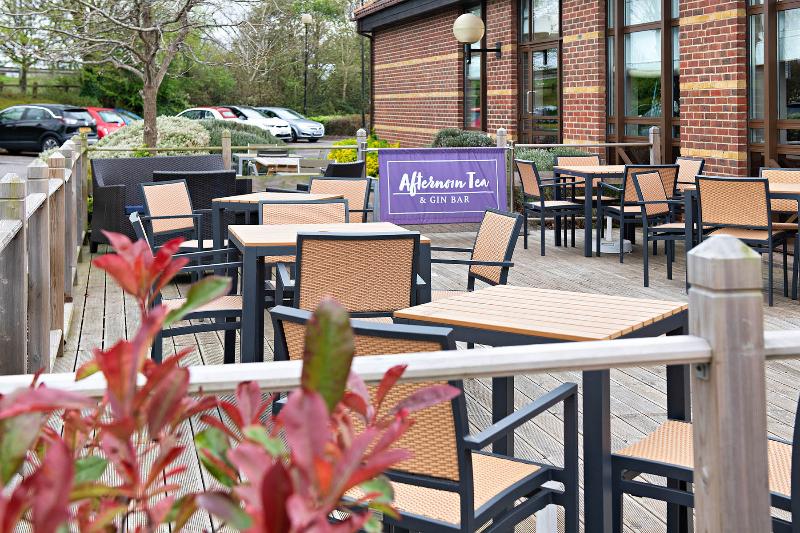 Doubletree by Hilton Swindon - Teras