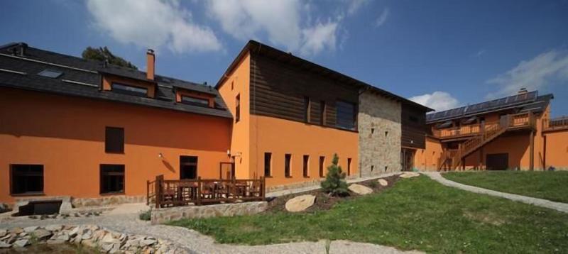 Hotel Horní Dvůr - Genel