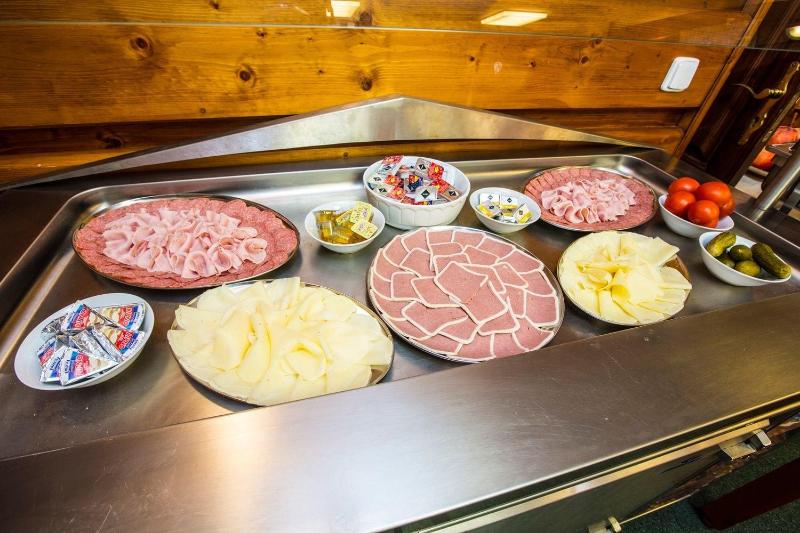 Chata Pod Lipami - Restoran