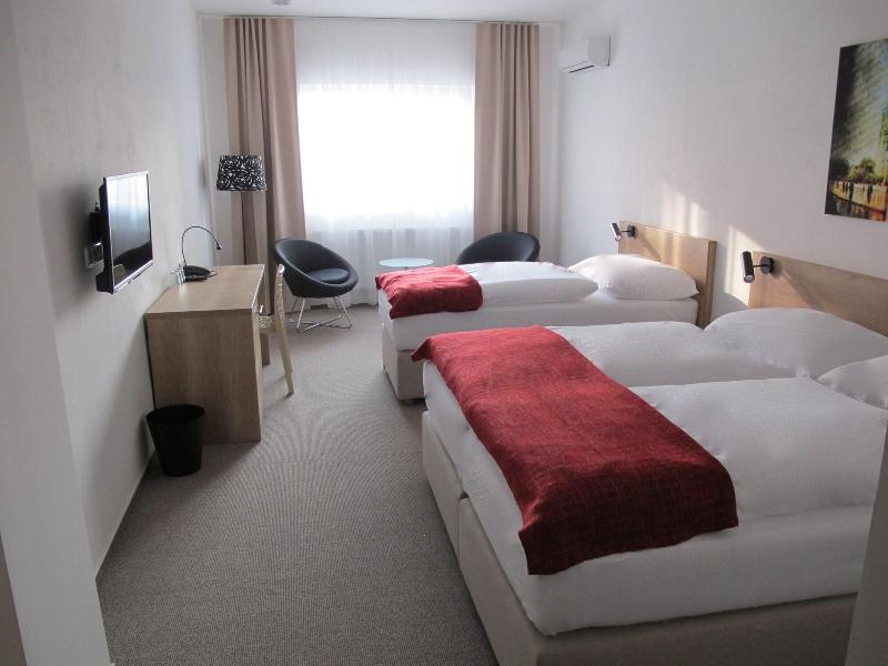 Hotel Kapitol - Genel