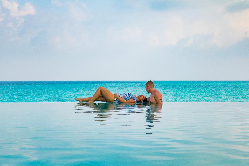 Fiyavalhu Maldives - Havuz
