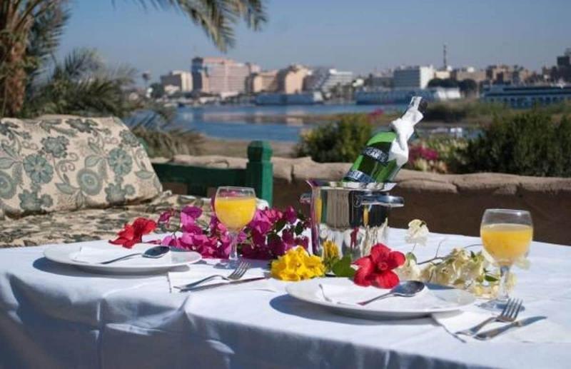 Al Baeirat Hotel - Restoran