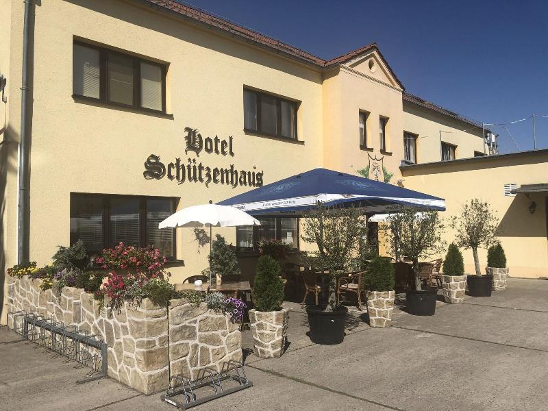 Hotel Schützenhaus - Genel