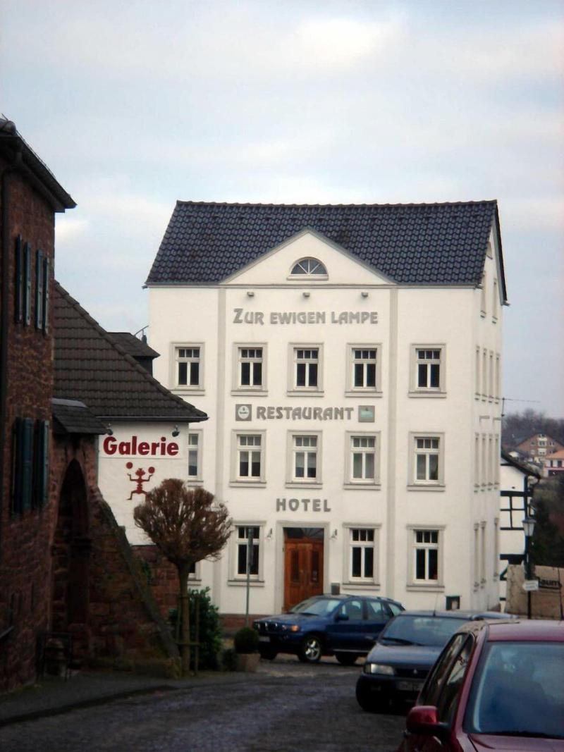 Zur Ewigen Lampe At Hemingway Trail - Genel